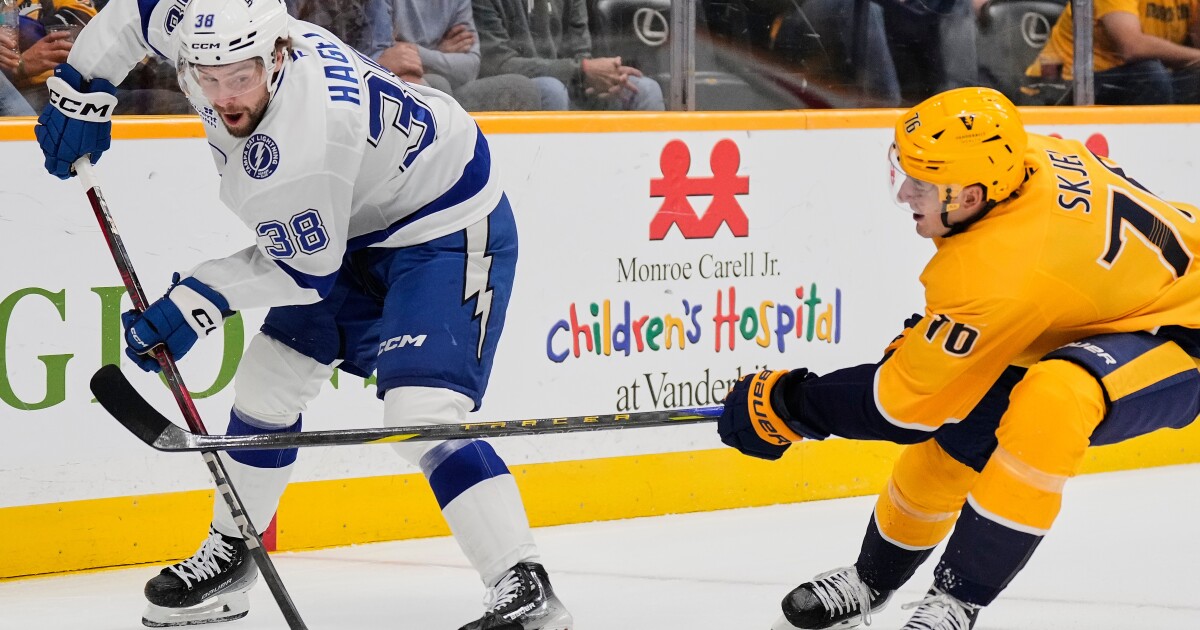 Zemgus Girgensons scores twice as Lightning down Predators 5-2