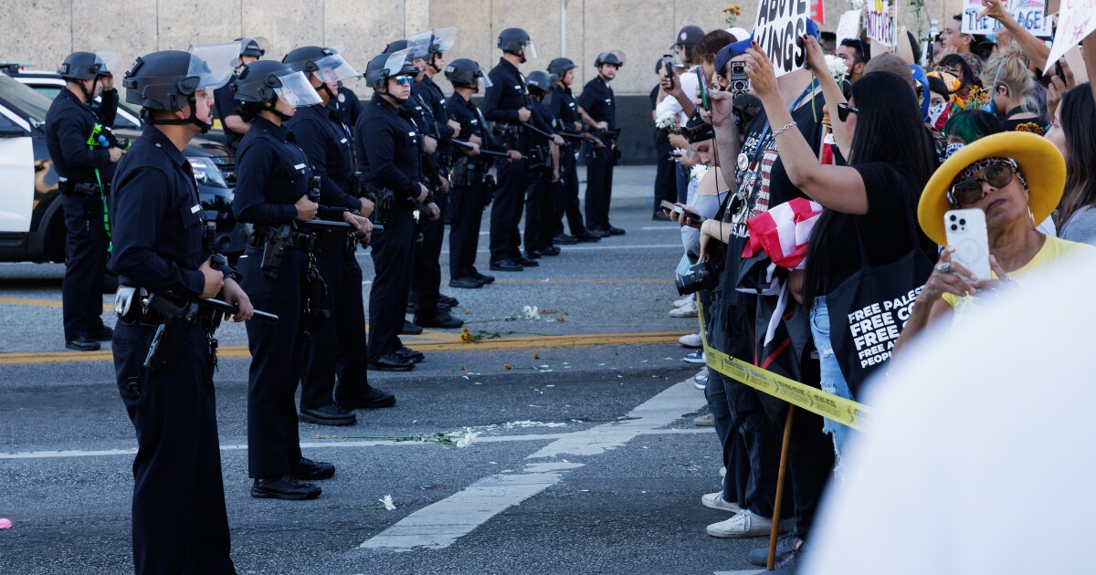 LAPD made 14 arrests at Saturday's ‘No Kings’ protest