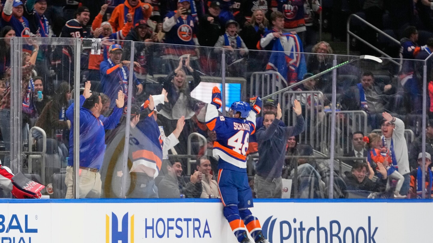 Islanders rookie Matthew Schaefer, the top overall pick in this year's NHL Draft, sores 1st goal