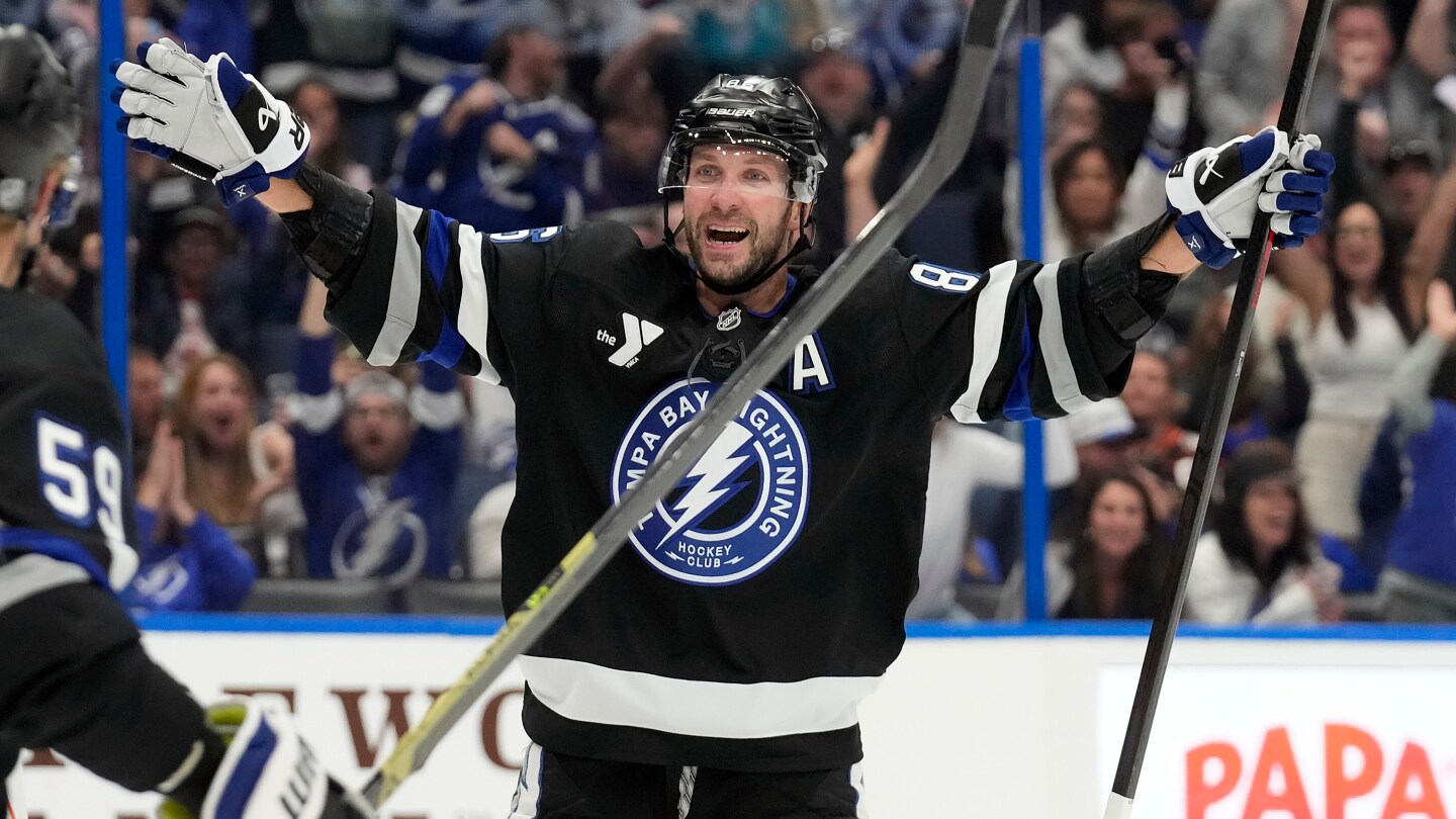 Lightning forward Nikita Kucherov gets assist for 1,000th career point