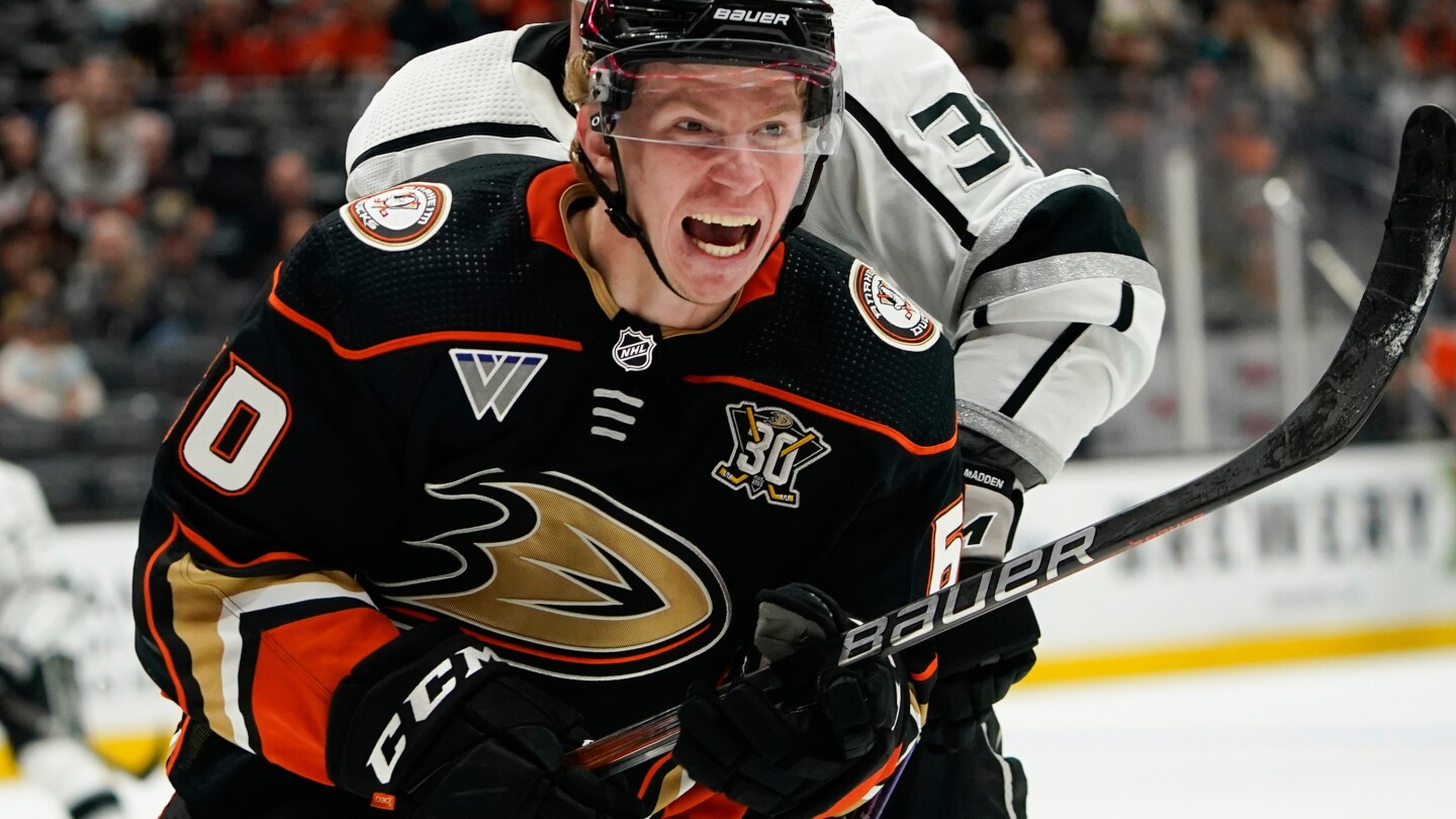Ducks sign defenseman Jackson LaCombe to contract extension