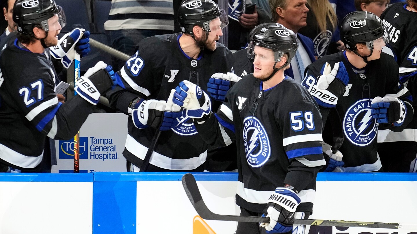 Jake Guentzel, Anthony Cirelli each score twice as Lightning beat Ducks 4-3 to snap four-game skid