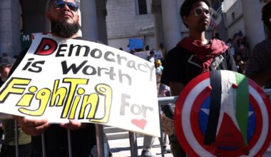 Dinosaurs, unicorns and 'raging grannies' — but no kings — in Sacramento