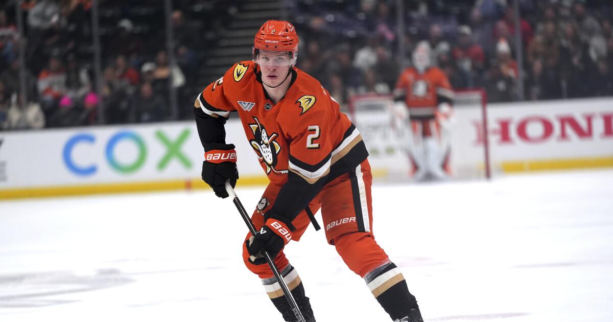 Ducks sign Jackson LaCombe to 8-year, $72-million contract