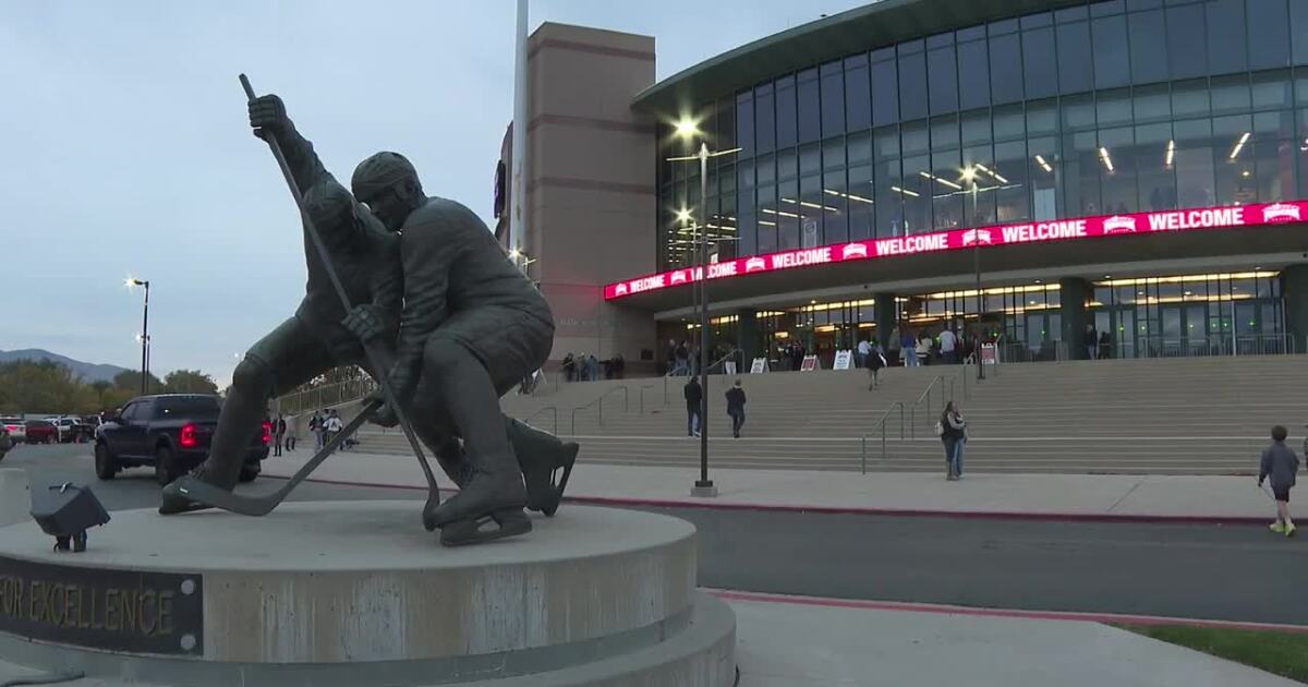 Fans describe bittersweet atmosphere at final Utah Grizzlies home opener
