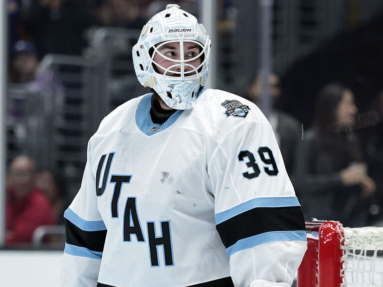 Oilers acquire Ingram from Mammoth