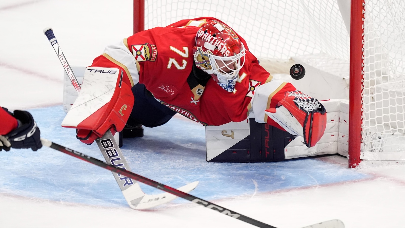 Bobrovsky's 50th career shutout leads Panthers to 3-0 win over Golden Knights