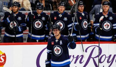 Scheifele becomes Jets franchise points leader with a goal in 4-1 win over Predators
