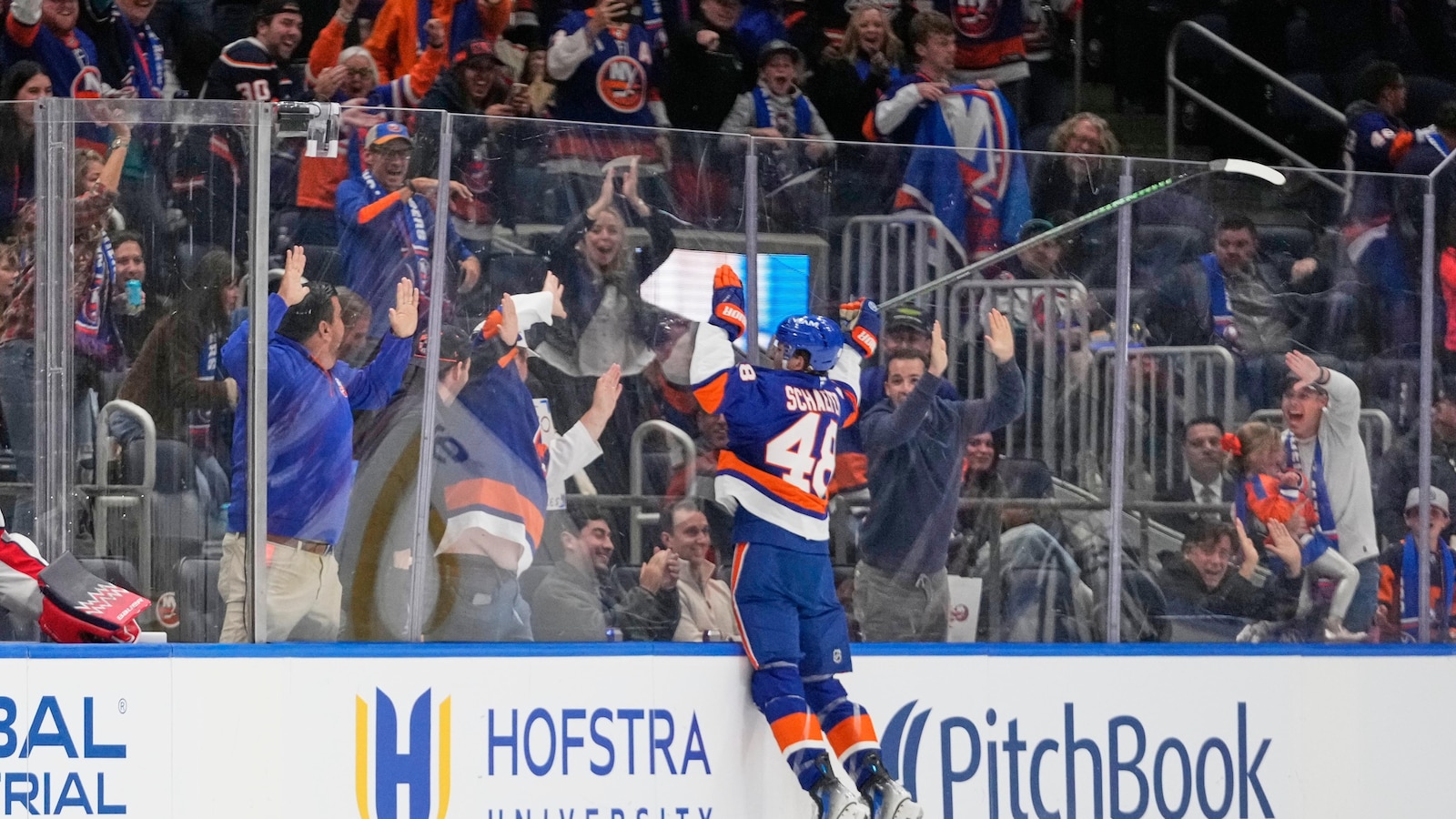 Islanders rookie Matthew Schaefer gets 1st NHL goal in loss to Capitals