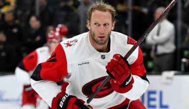 Carolina Hurricanes v Boston Bruins