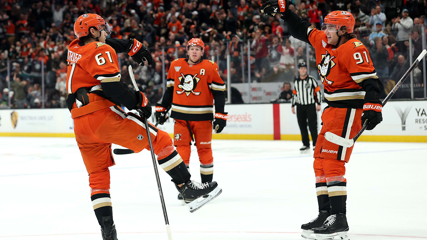 Florida Panthers v Anaheim Ducks