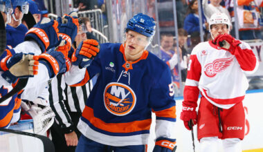 Detroit Red Wings v New York Islanders
