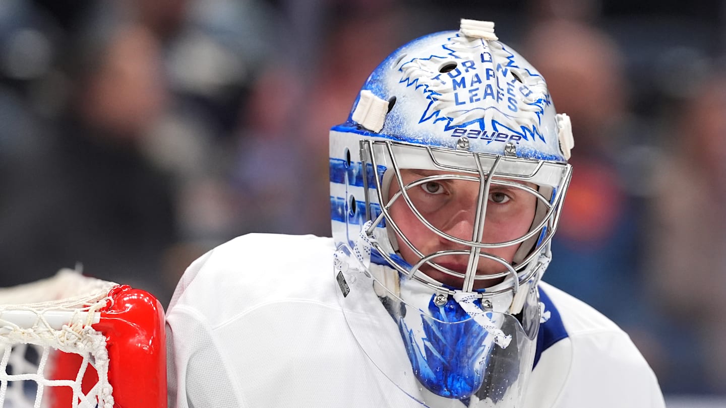 Toronto Maple Leafs v Columbus Blue Jackets