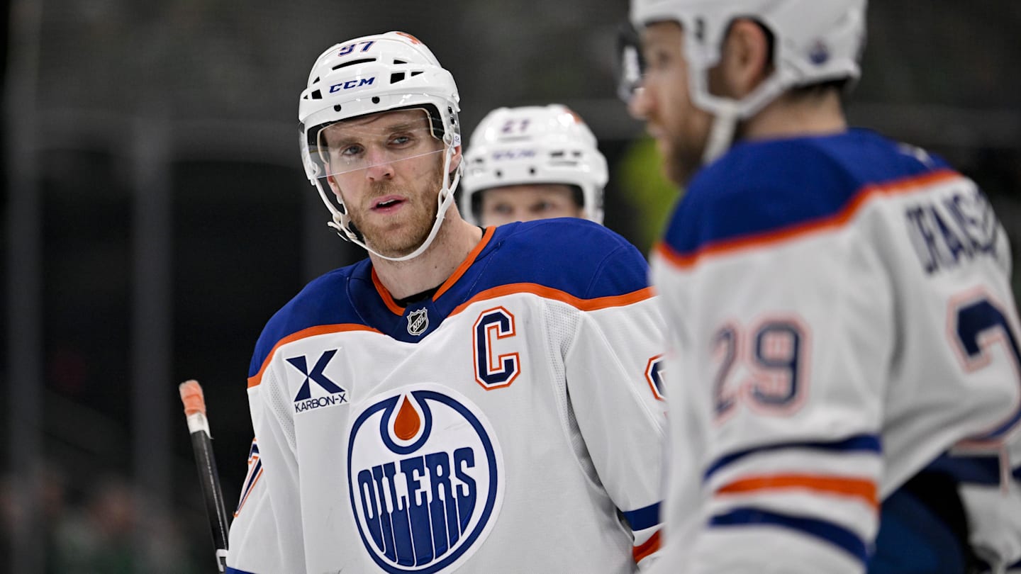 Nov 4, 2025; Dallas, Texas, USA; Edmonton Oilers center Connor McDavid (97) and center Leon Draisaitl (29) prepare to go on the power play against the Dallas Stars during the first period at the American Airlines Center. Mandatory Credit: Jerome Miron-Imagn Images
