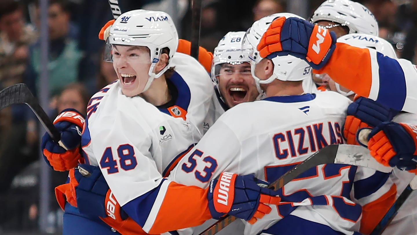 New York Islanders blueliner Matthew Schaefer has gotten consideration for Team Canada's roster this season.