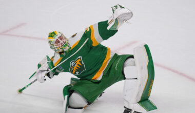Carolina Hurricanes v Minnesota Wild
