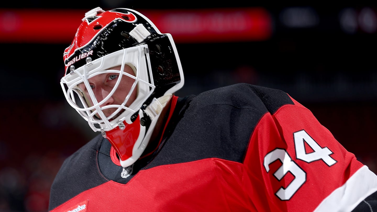 New York Islanders v New Jersey Devils