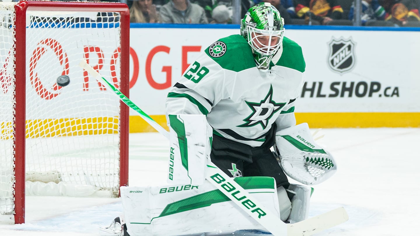 Dallas Stars v Vancouver Canucks