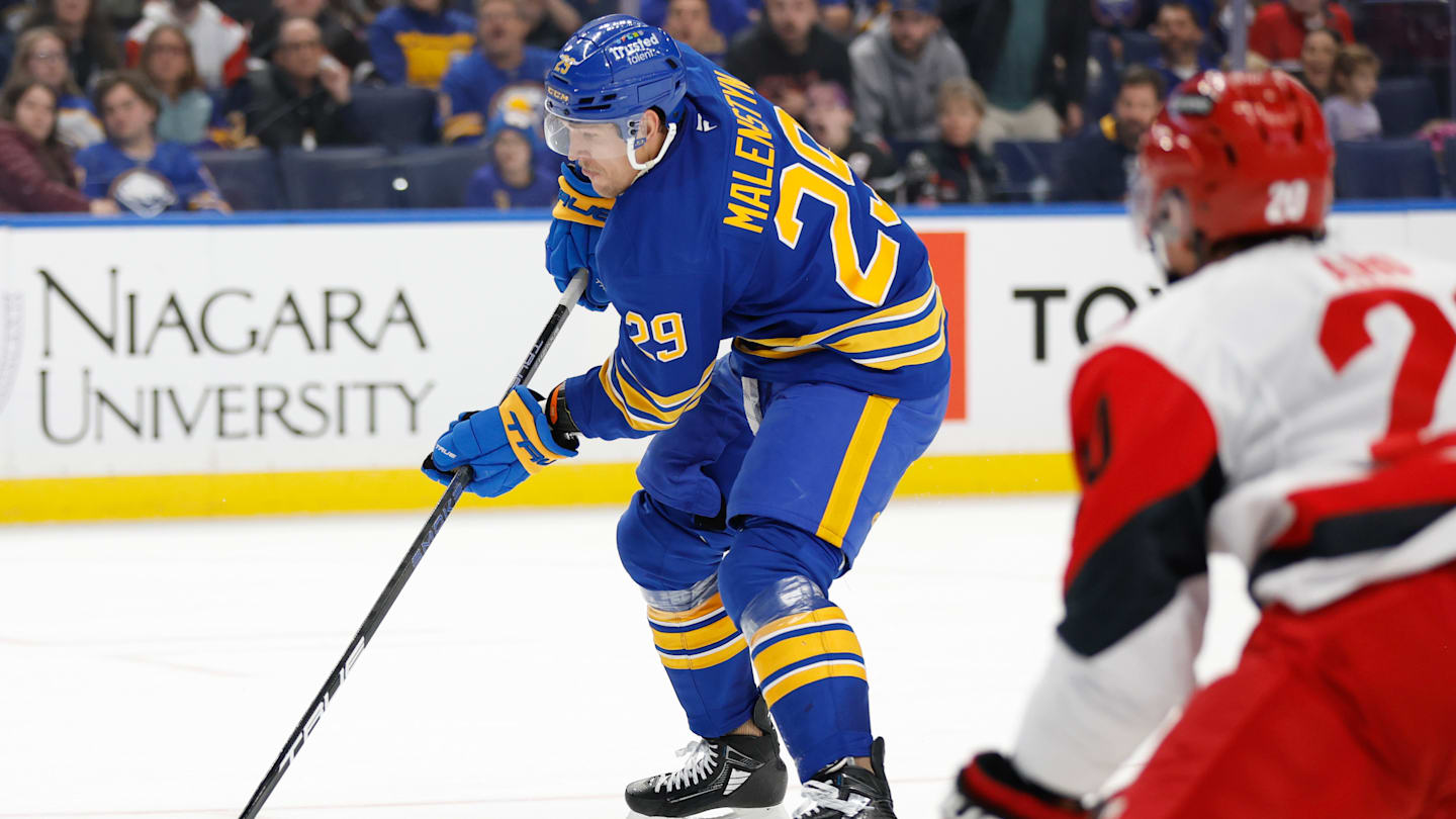 Carolina Hurricanes v Buffalo Sabres