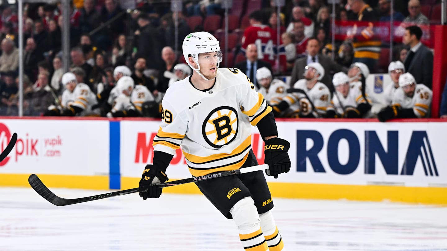 Boston Bruins v Montreal Canadiens