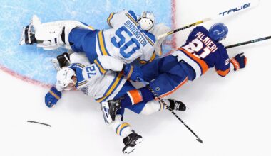 St. Louis Blues v New York Islanders