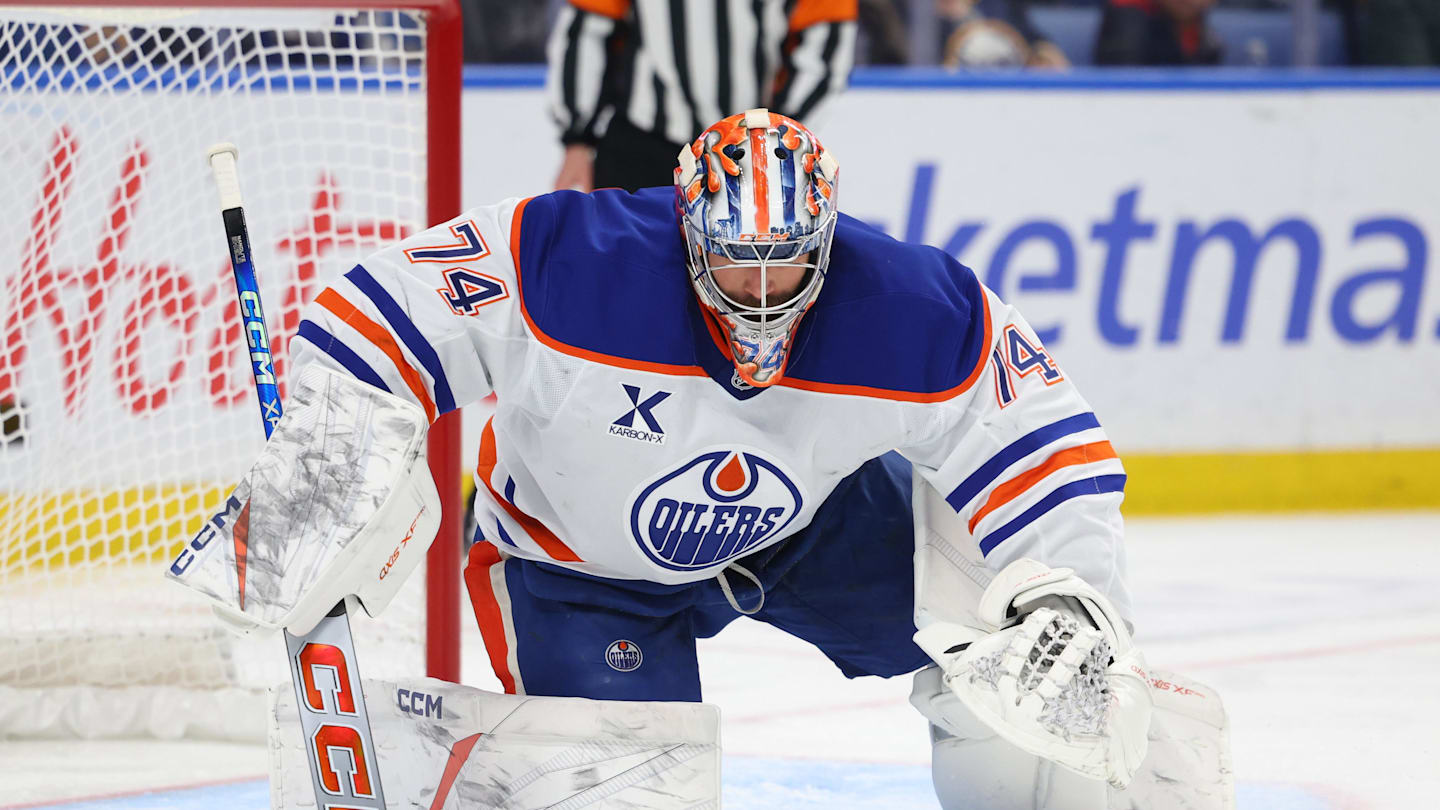 Stuart Skinner is Sinking Edmonton Oilers Playoff Hopes