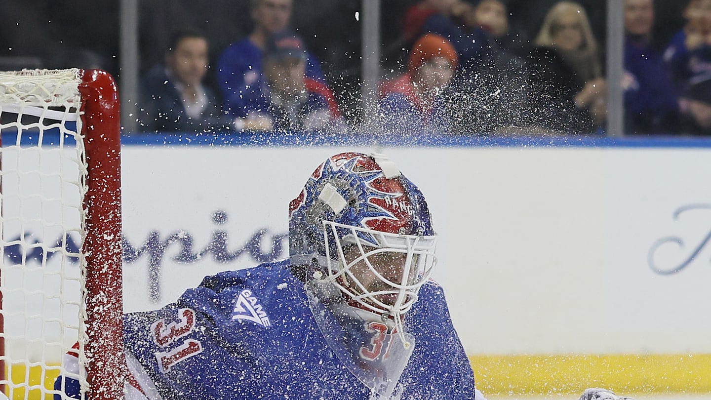 St. Louis Blues v New York Rangers