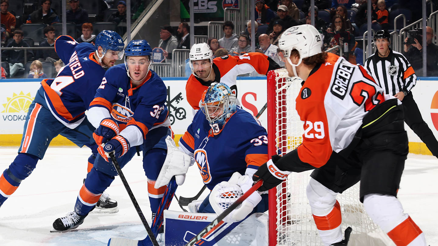 Philadelphia Flyers v New York Islanders