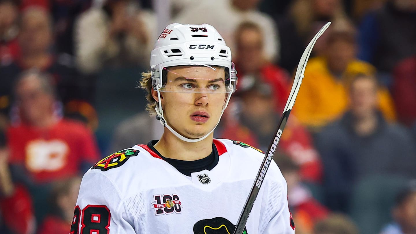 Nov 7, 2025; Calgary, Alberta, CAN; Chicago Blackhawks center Connor Bedard (98) against the Calgary Flames during the first period at Scotiabank Saddledome. Mandatory Credit: Sergei Belski-Imagn Images