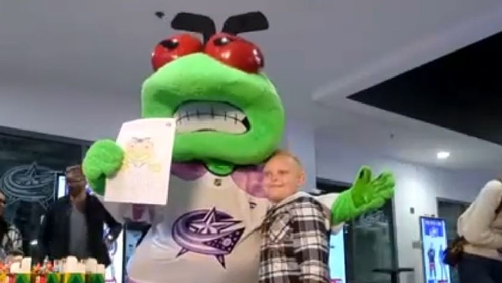 The Columbus Blue Jackets honored their Pediatric Cancer Heroes, including 10-year-old Bryan Gochenouer Jr. Bryan Bryan was diagnosed with a rare form of cancer at the age of three. (WSYX)