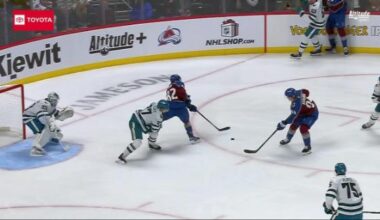 Avalanche win 10th straight, shut out Sharks 6-0