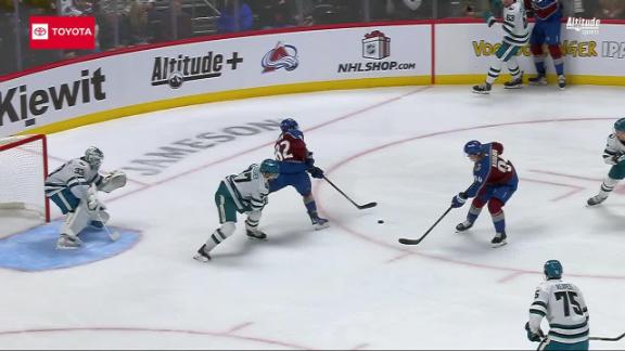 Avalanche win 10th straight, shut out Sharks 6-0