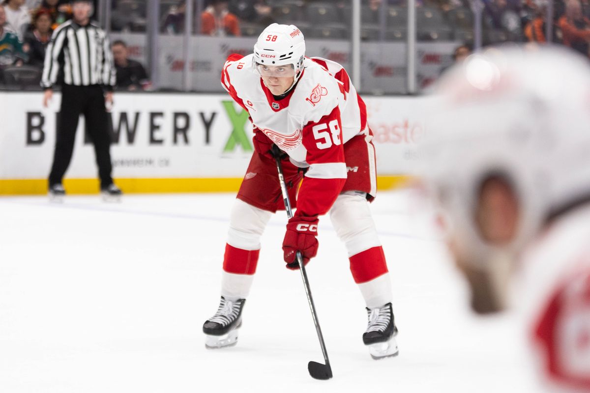 Detroit Red Wings C Emmitt Finnie (58) waits for the puck to drop during an NHL game against the Anaheim Ducks on Friday October 31, 2025 in Anaheim, California.