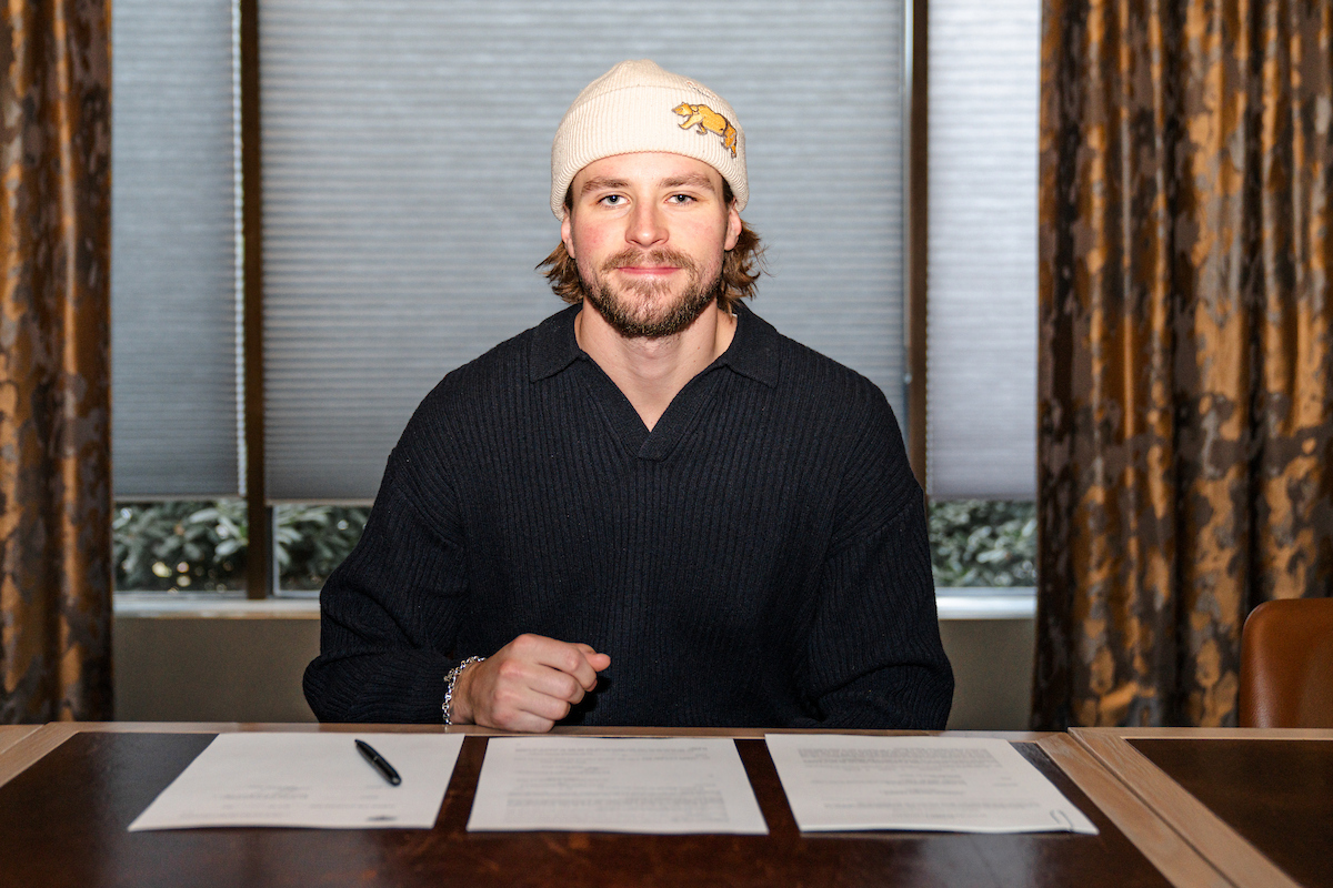 Eight-drian Kempe! Kempe talks staying in Los Angeles, "his home" and "where he wanted to be"