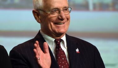 With an assist from a friend, Jack Parker headed to Hockey Hall of Fame