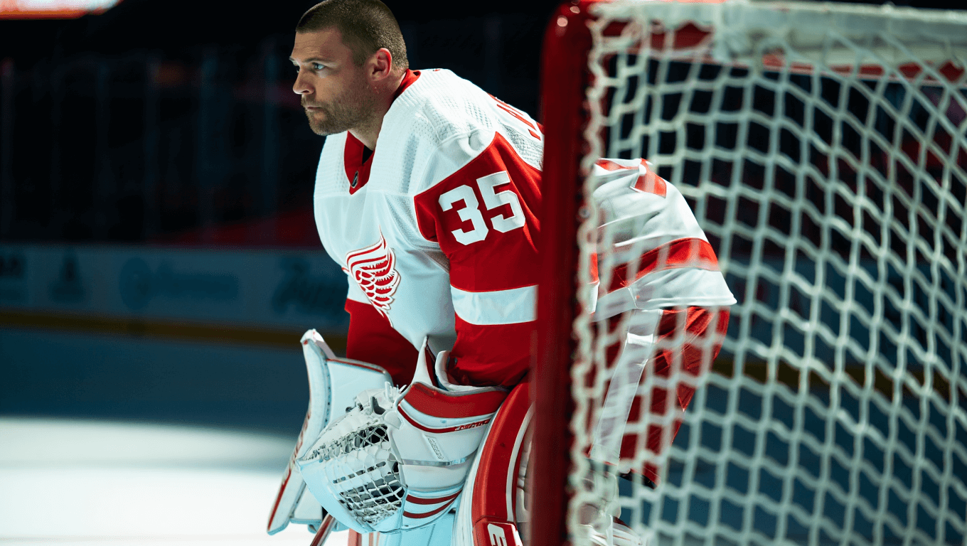 Red Wings favored over injury-hit Devils, Talbot's hot streak protecting Detroit's playoff hopes