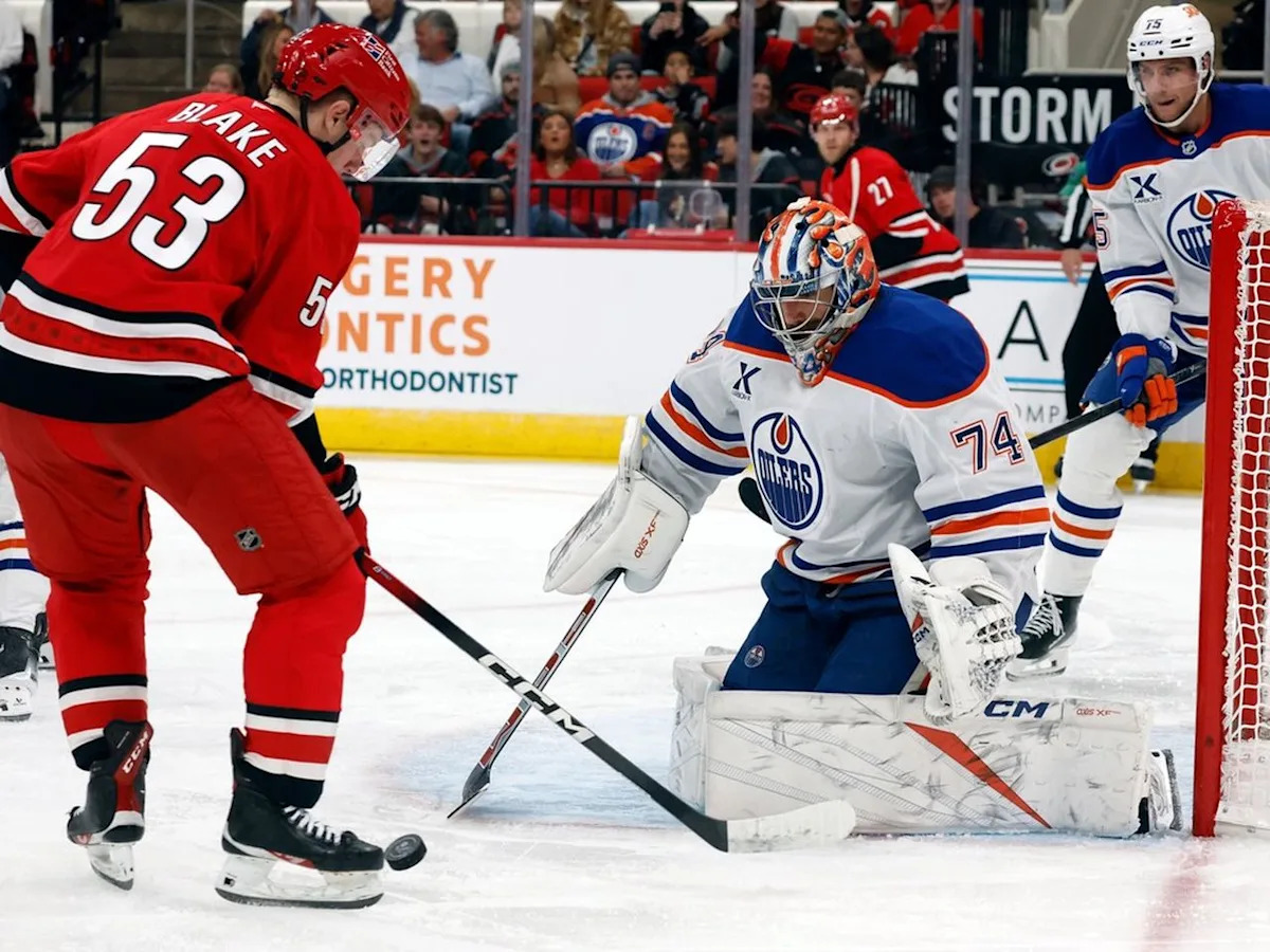 Go ahead, blame Skinner: Edmonton Oilers steal one from Hurricanes