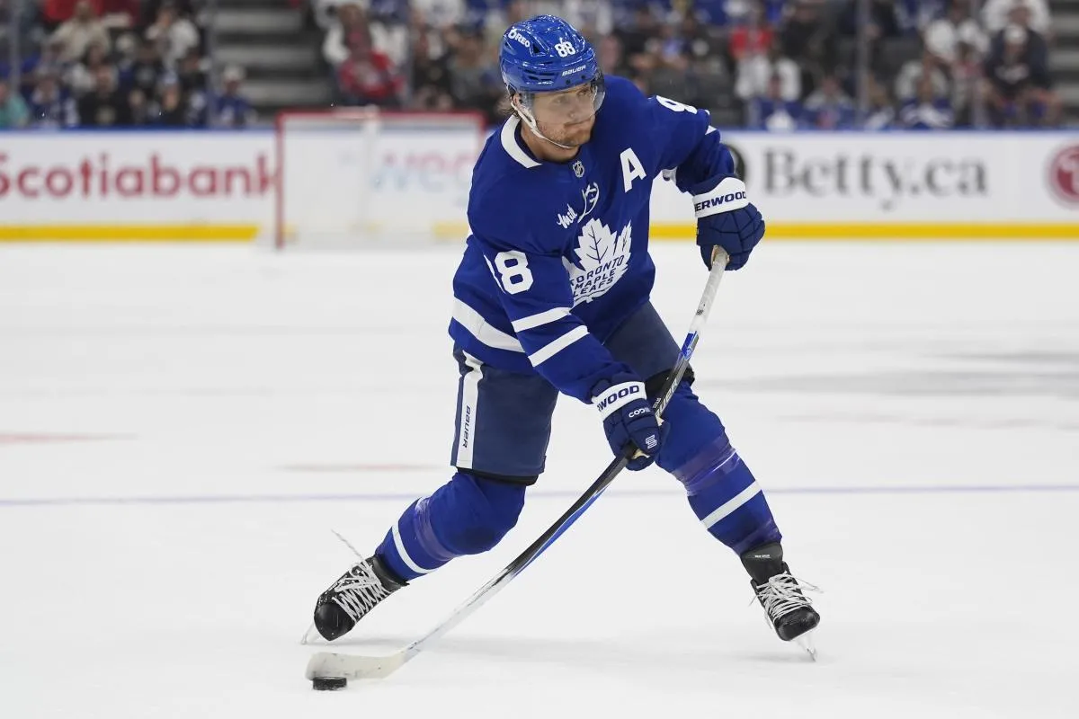 Nylander Opens Up on His Frustrating Recovery as Maple Leafs Try to Stay Aflo