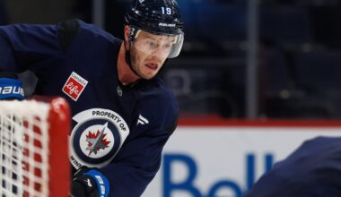 Toews signing a home run – The Carillon