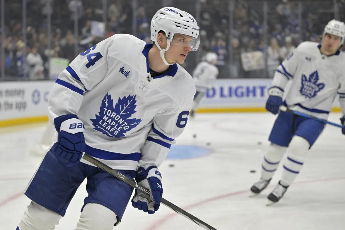 Frustrated Maple Leafs Veteran Refuses AHL Assignment and Sparks Trade Speculation