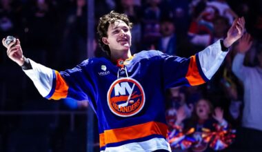 Schaefer, 18, becomes youngest defenseman with multigoal game