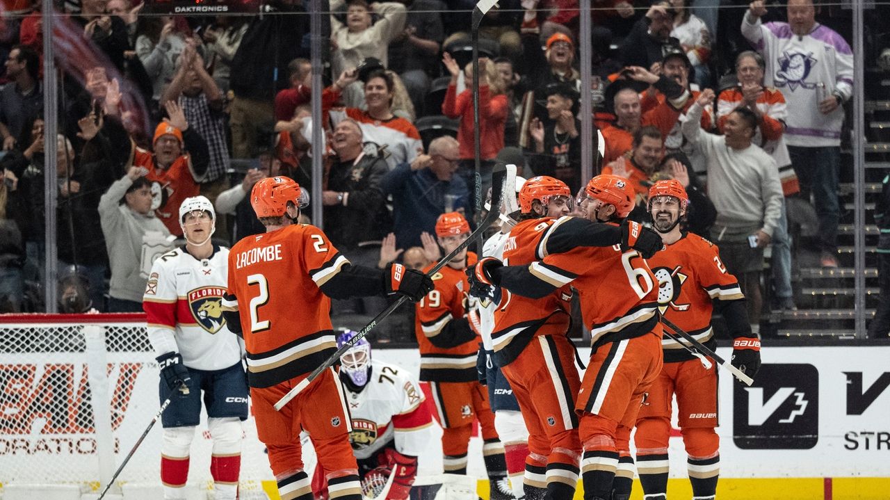 Cutter Gauthier has 1st hat trick in 4-point night to send surging Ducks past Panthers, 7-3