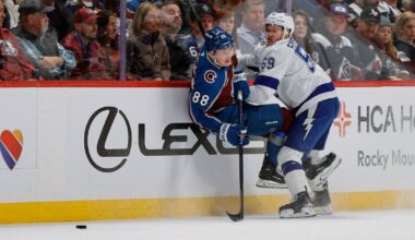Victor Olofsson's 2-goal output powers Avs' win over Lightning