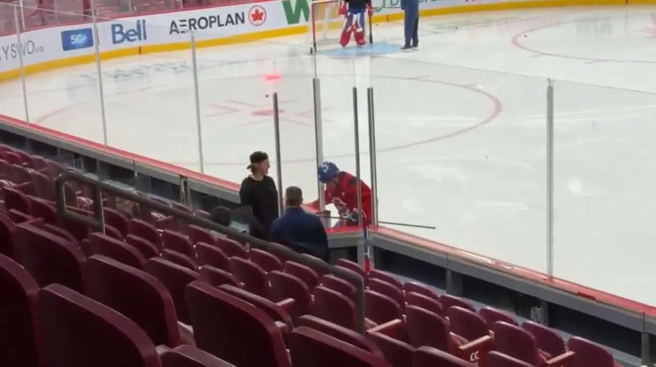 Heartwarming Scene at Canadiens Practice as a Familiar Face Makes a Surprise Appearance