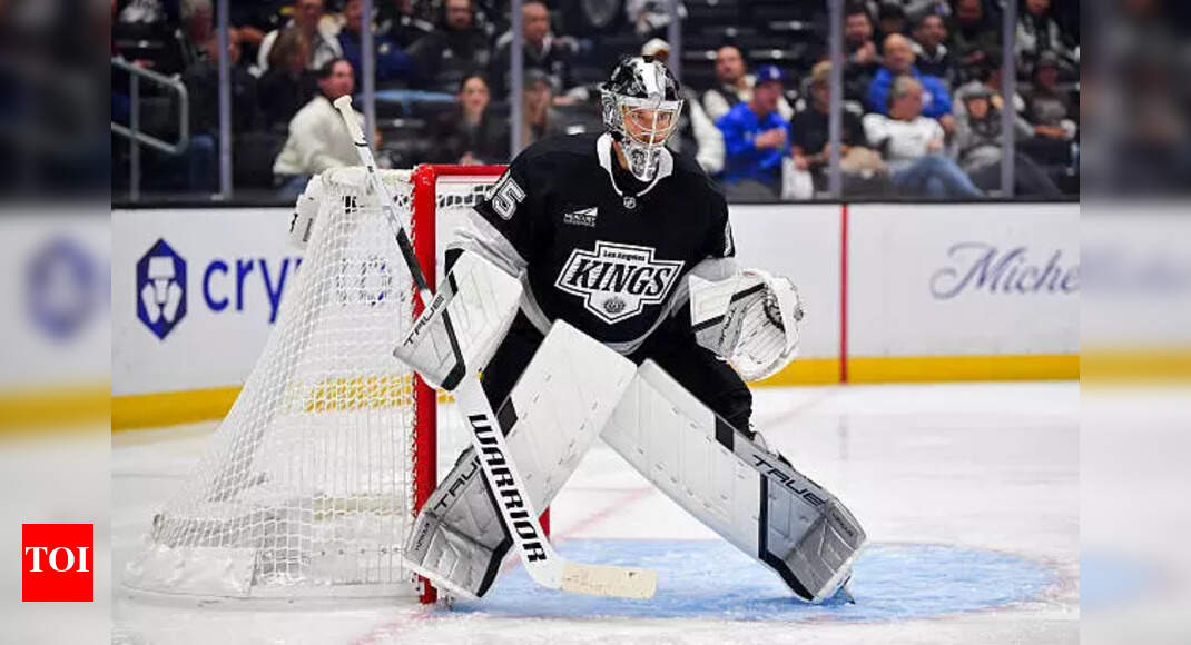 Darcy Kuemper leads the Los Angeles Kings past the Winnipeg Jets in their first home game win | NHL News