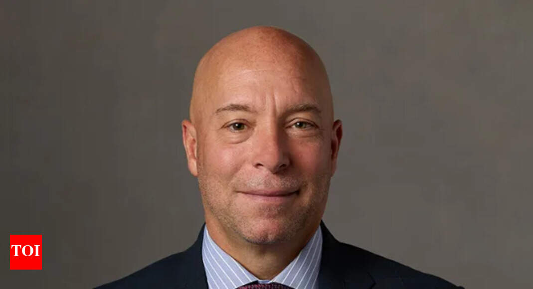 NHL Trade Rumor: Is Canadien GM Kent Hughes eyeing Bruins forward amid trade buzz? | NHL News