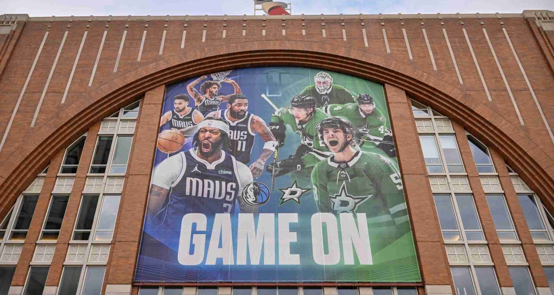 Stars Need to End Relationships After Lawsuit With Mavs