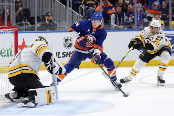 Islanders, Wild try to get past come-from ahead losses