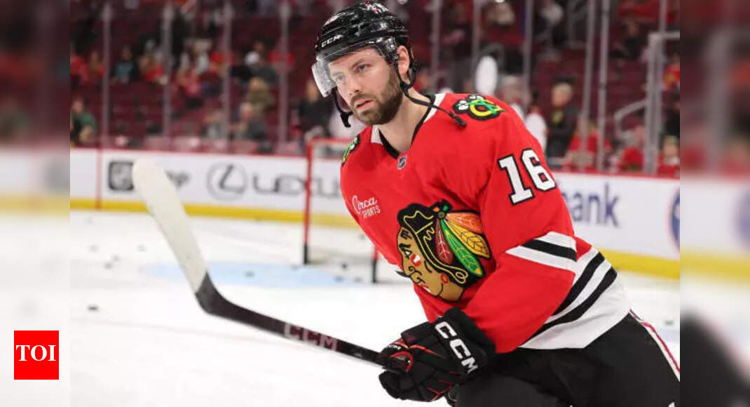 Will Jason Dickinson play against the Calgary Flames tonight? Latest update on the Chicago Blackhawks star | NHL News