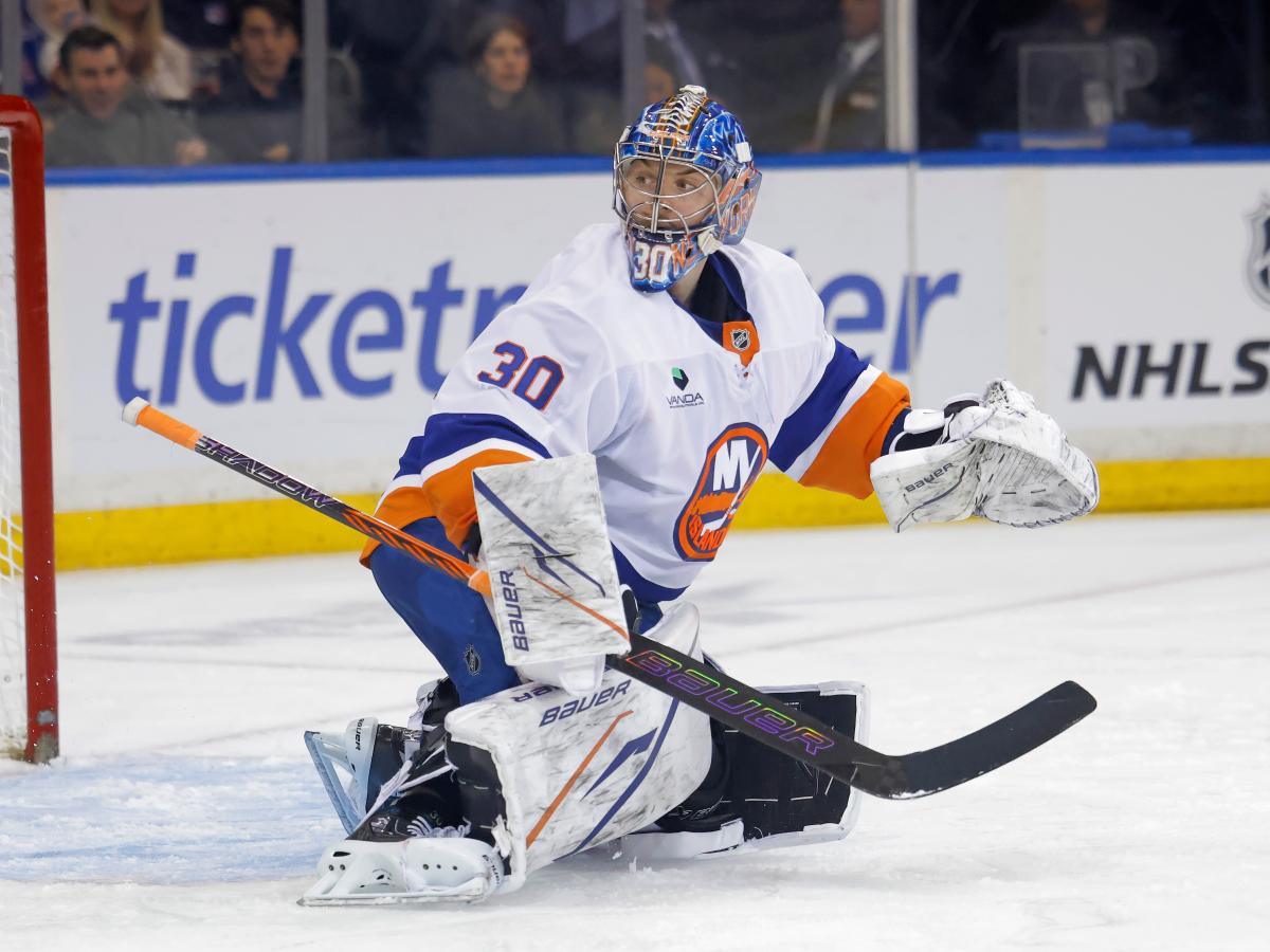 Ilya Sorokin continues strong stretch since Islanders' goalie coach change